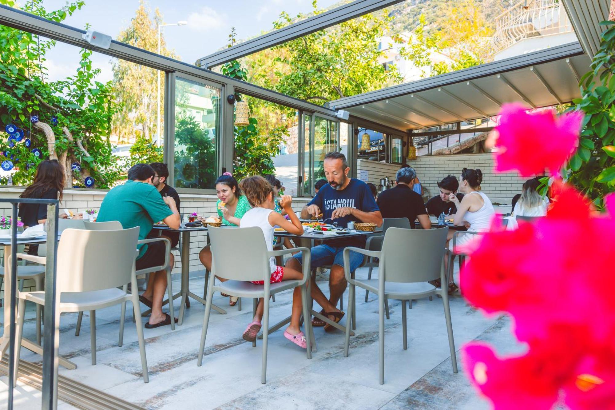 Aphrodite Hotel Каш Екстериор снимка